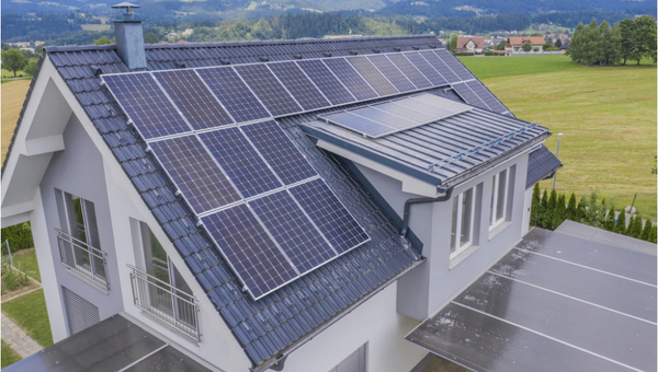 ¿Cómo funcionan las placas solares?