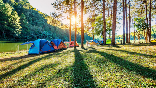 Camping cerca de un rio