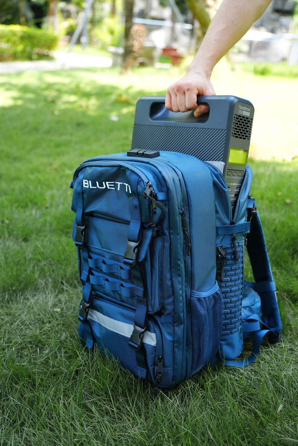 BLUETTI Handsfree 1 Estación de energía para mochila | 268,8 Wh 300 W